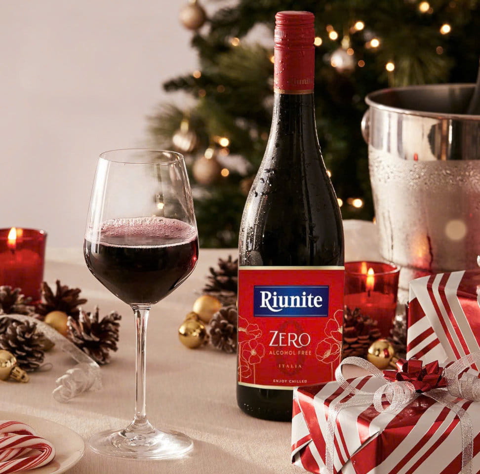 Безалкогольное красное игристое шампанское Riunite Zero Lambrusco Style / Риунит Зеро Ламбруско стайл